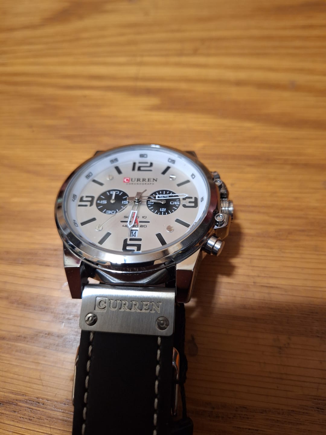 Customer photo review of Curren Sofia® orologio uomo pelle