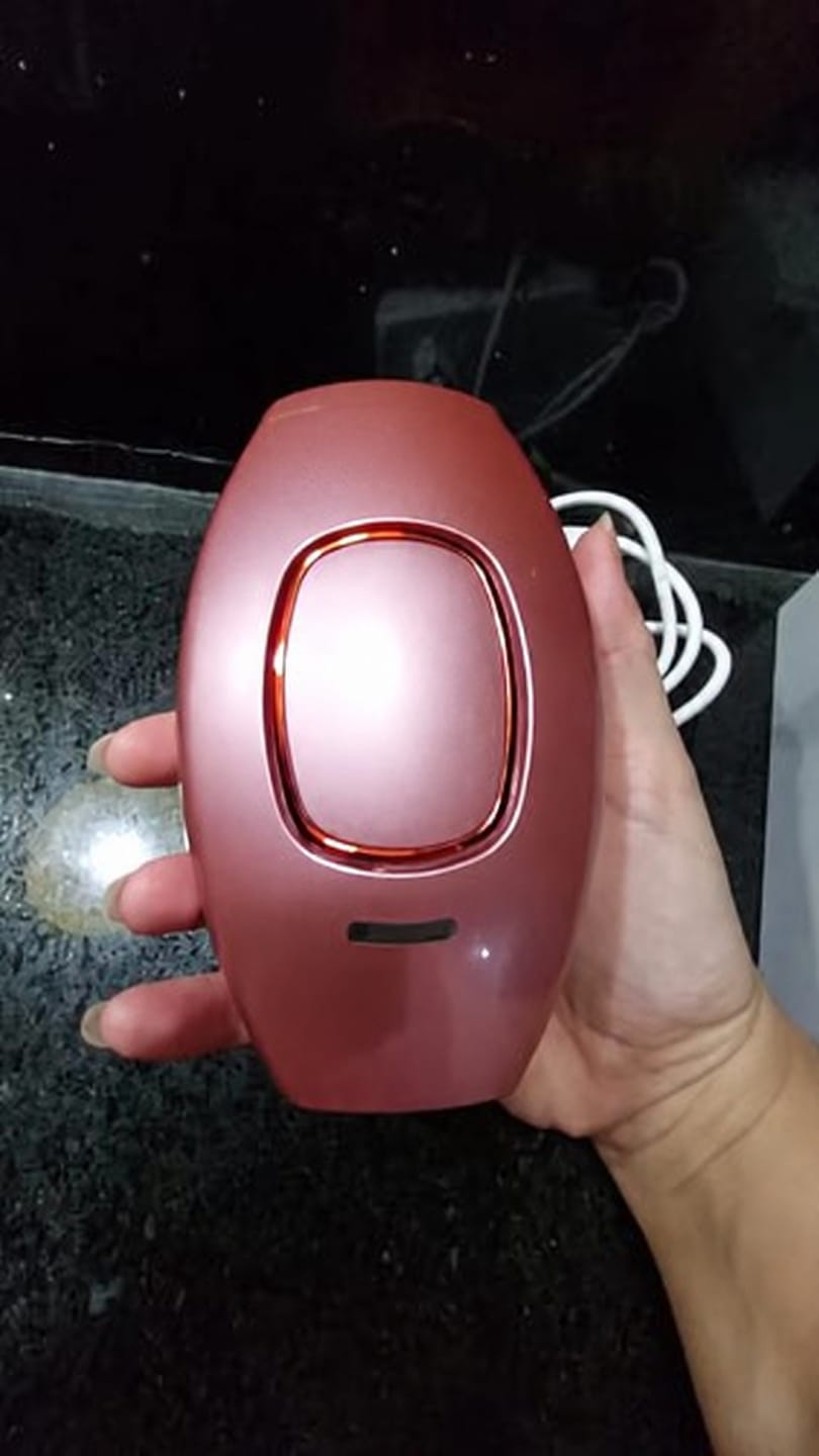 Customer photo review of Voise IPL hair removal device GB