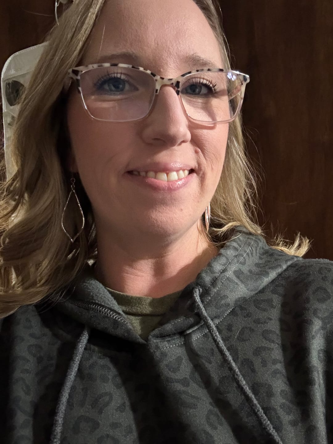 Customer photo review of Hammered Minimalist Dangles Hypoallergenic Earrings for Sensitive Ears with Plastic Posts