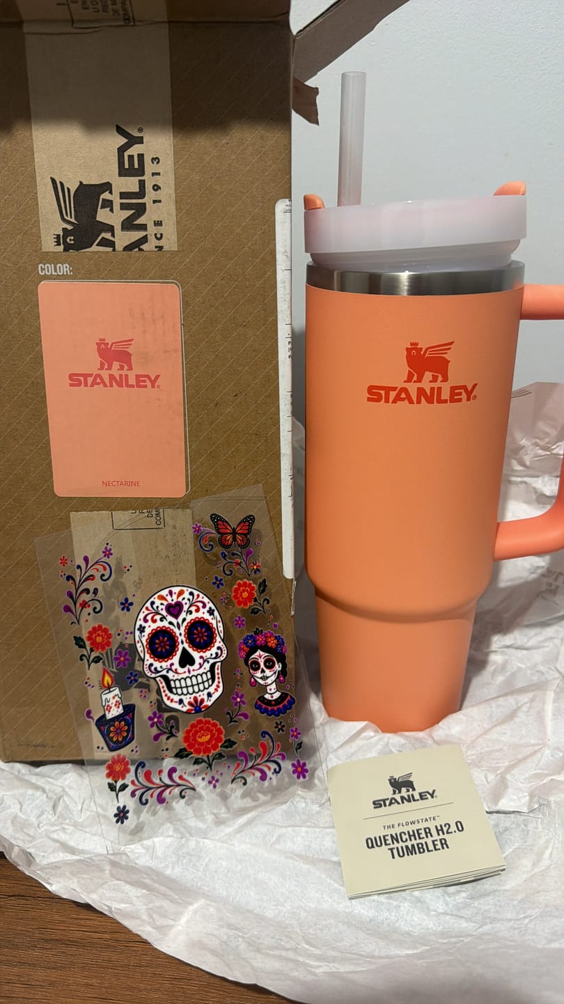 Customer photo review of Stanley Quencher H2.0 Flowstate™ Tumbler Peach | 887ML