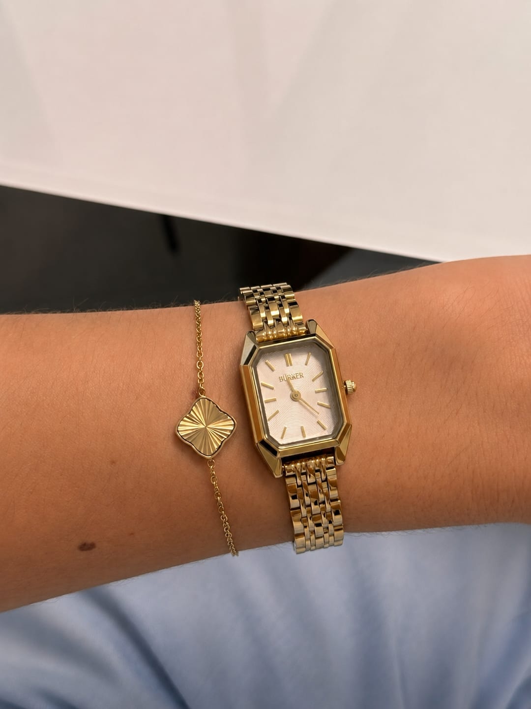 Customer photo review of Isabell Petite Gold