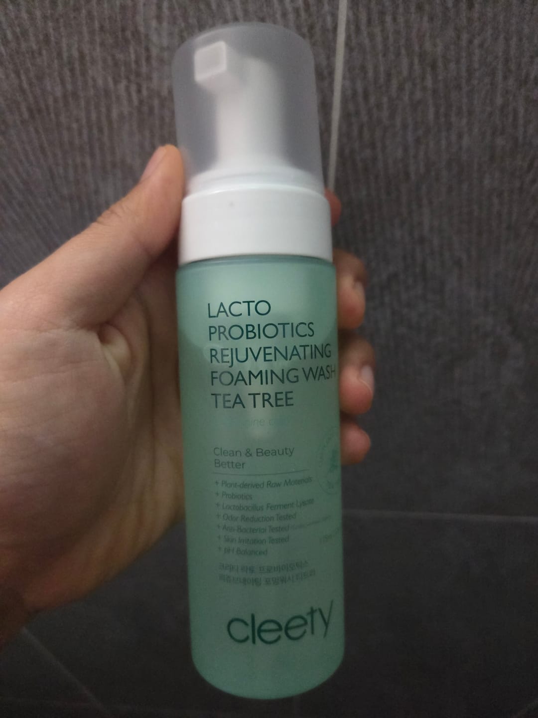 Customer photo review of cleety Lacto Probiotics Rejuvenating Foaming Wash Tea Tree 175ml