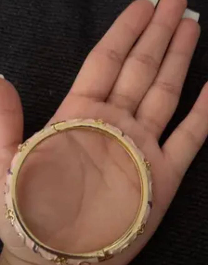 Customer photo review of Vintage Enamel Bangle with Cubic Zirconia, Elegant Jewelry, Exquisite Bracelet, Perfect Gift for Women & Girls, for All-Season Wear