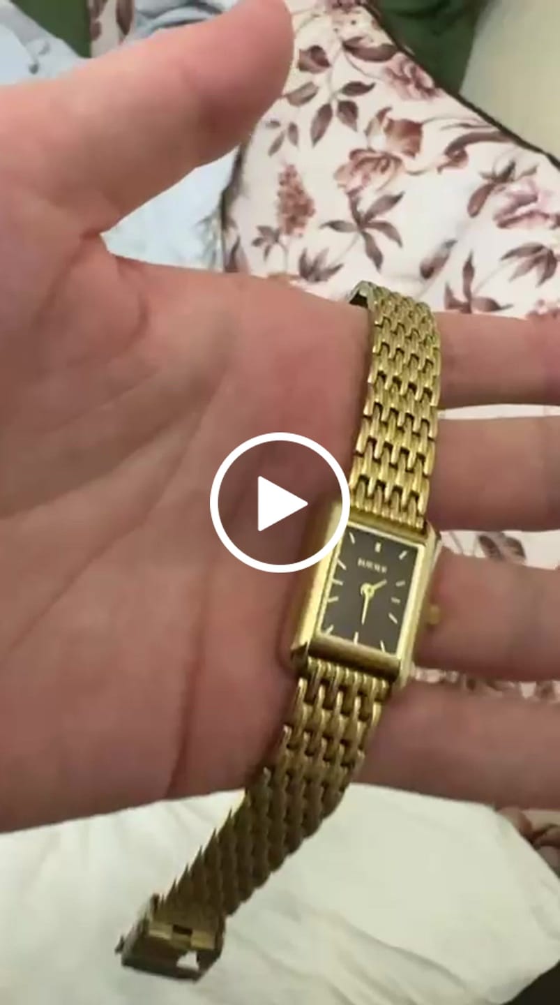 Customer video review of Olivia Petite Gold Brown
