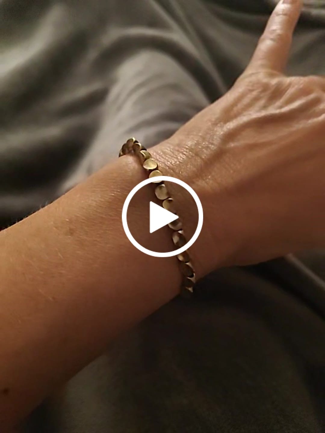 Customer video review of Armband Kupferperlen Tibet – Glück & Balance
