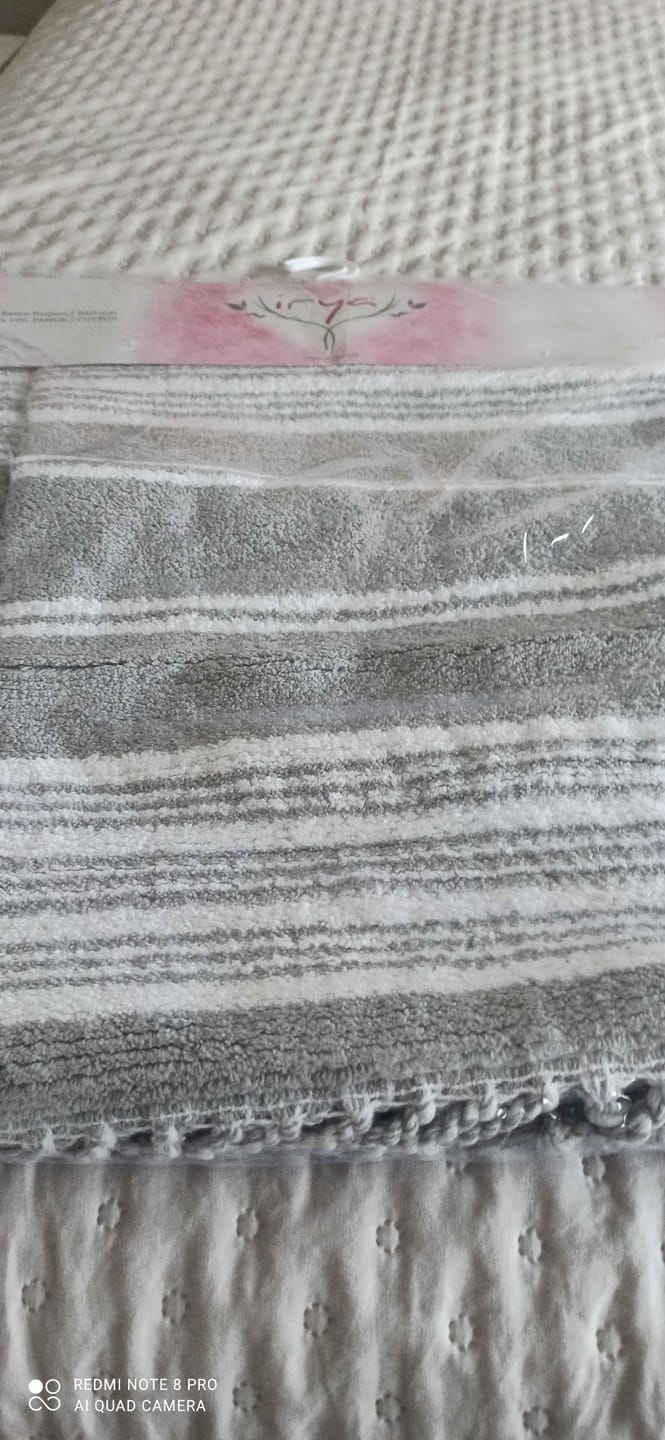 Customer photo review of Martil Tekli Banyo Paspası %100 Pamuk 70x110 Gri