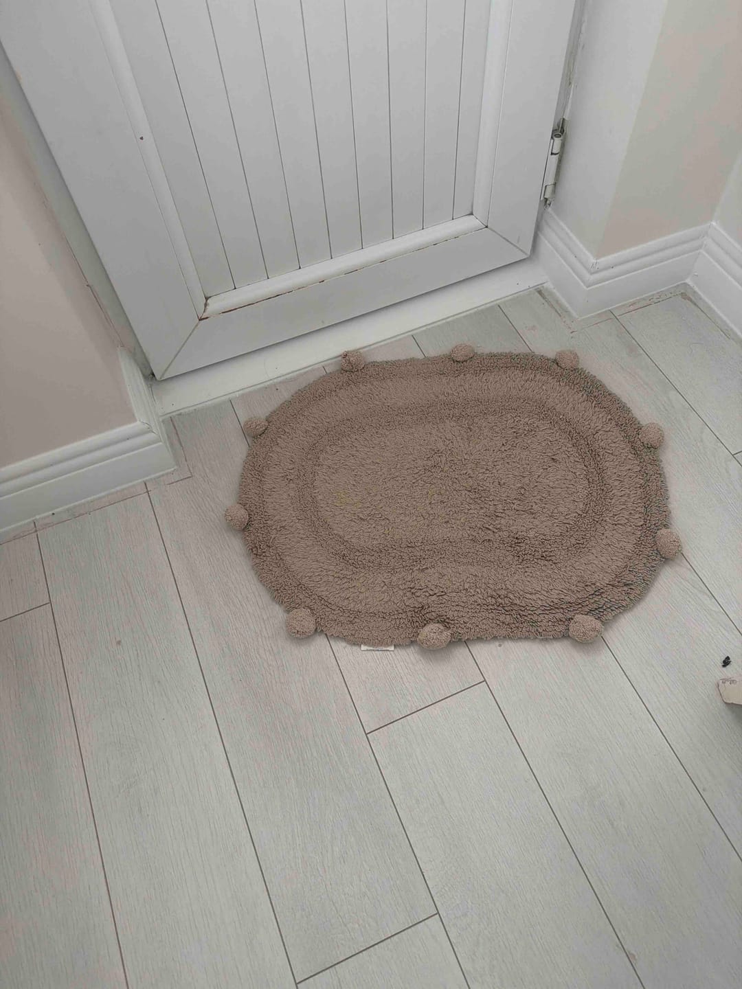 Customer photo review of Lampetie | Eris Tekli Banyo Paspası  45x60 Beyaz