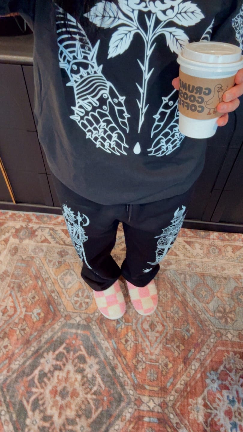Customer photo review of Arma Mitis Oversized Long Sleeve