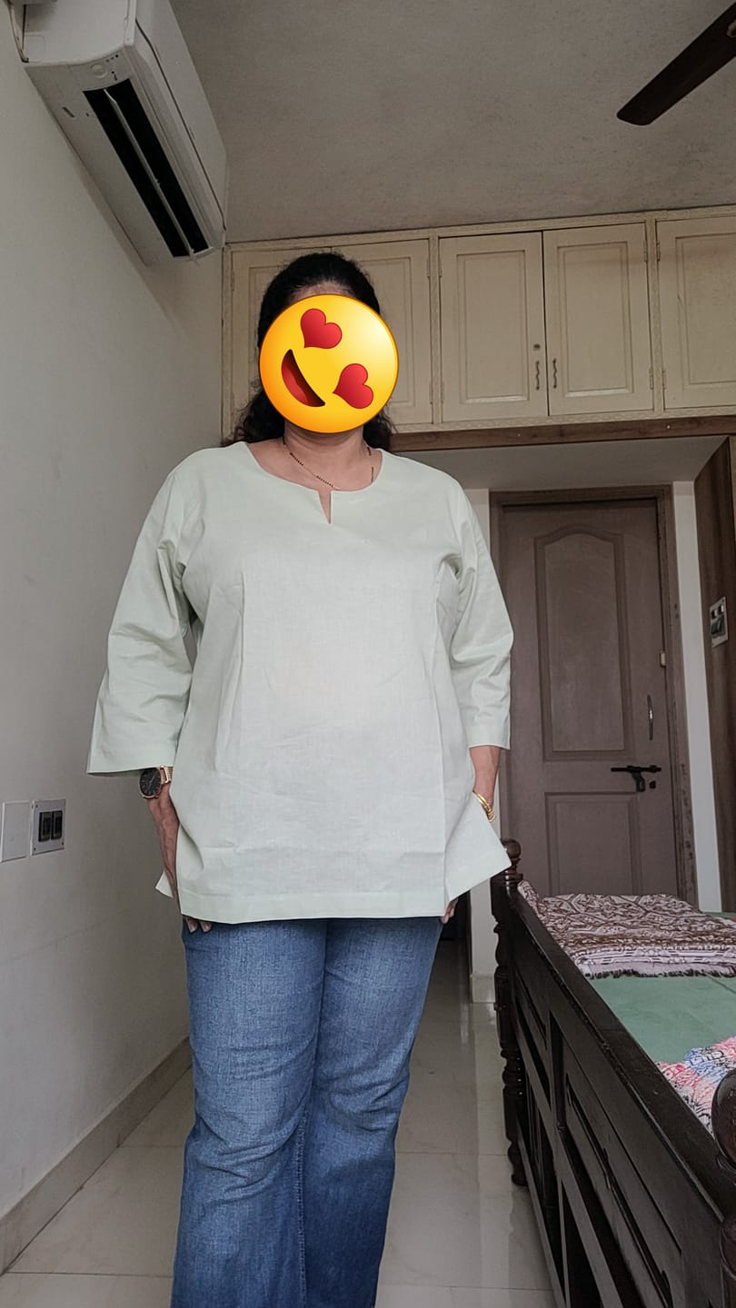 Customer photo review of Women Mint Green Airy Linen Split Neck Short Kurta