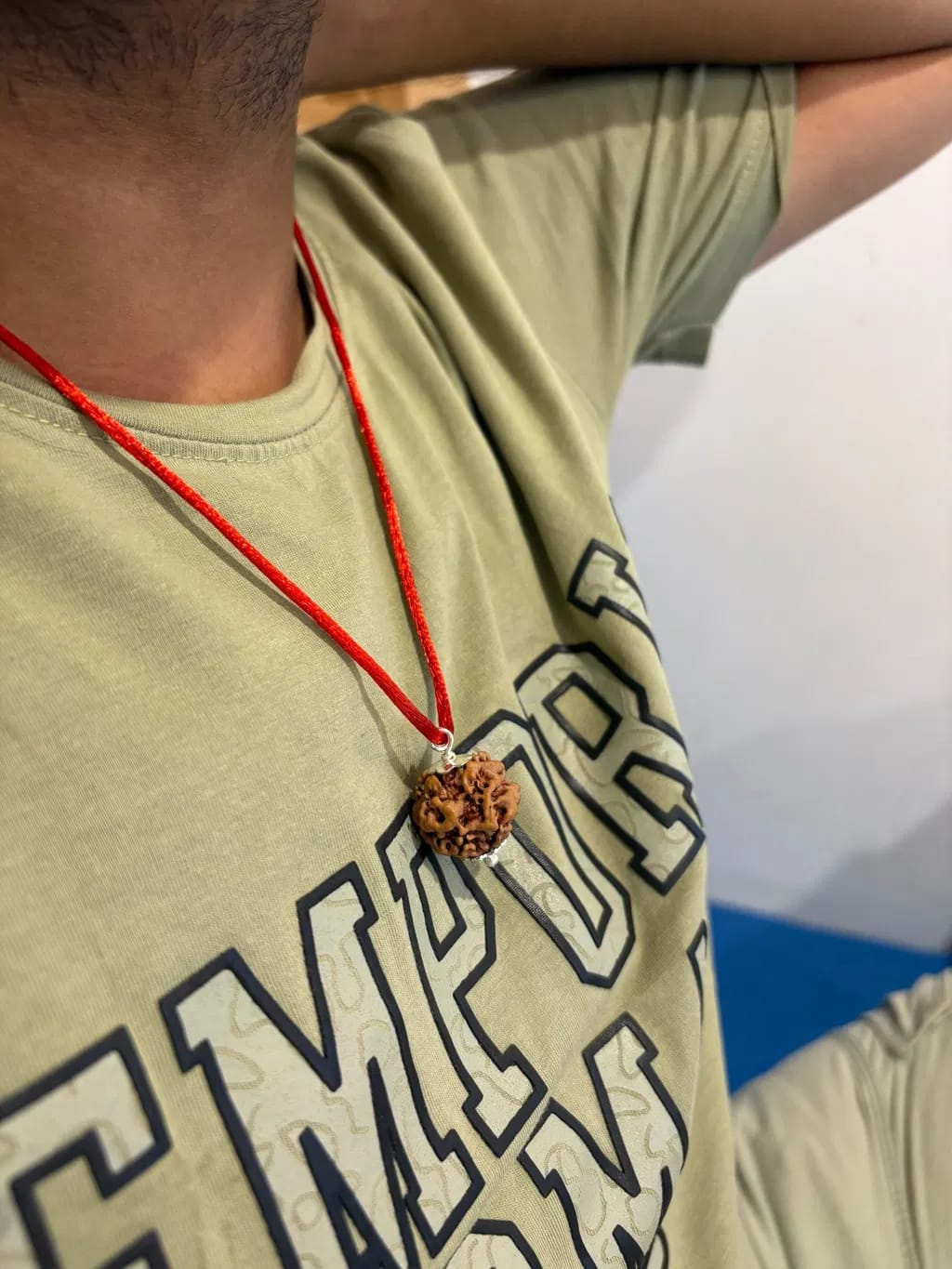 Customer photo review of Nepal Origin 1 Mukhi Rudraksha – 100% Natural & Certified