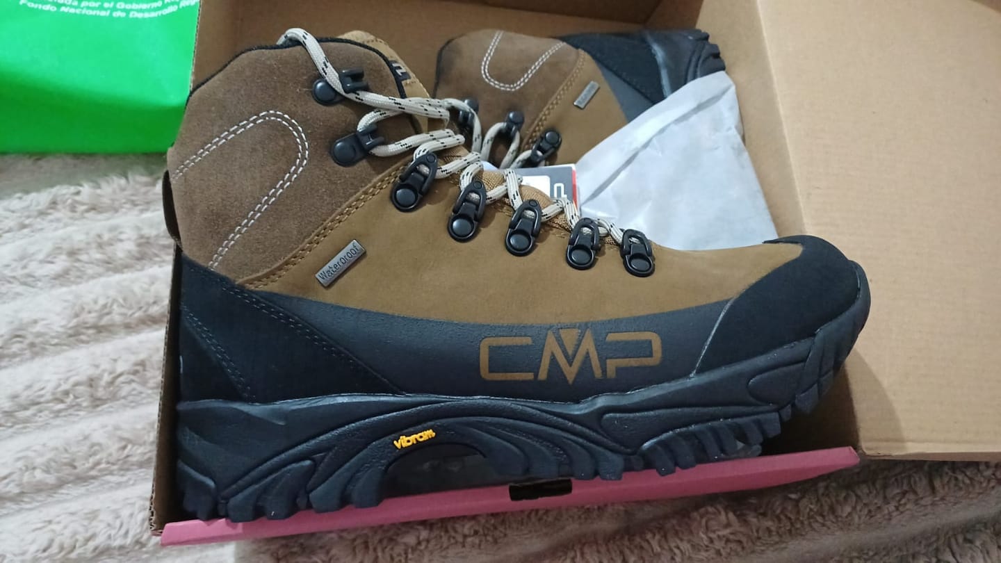 Customer photo review of Zapato Mujer Dhenieb WP