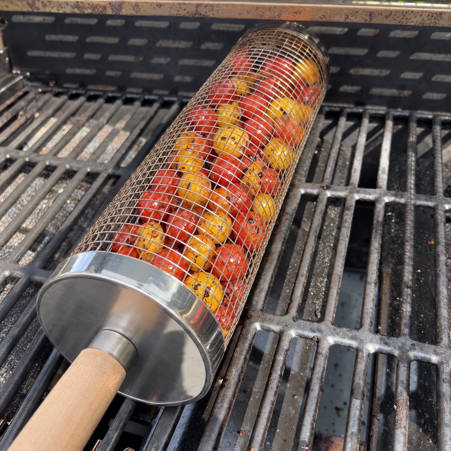 Customer photo review of GRILL MATE ROLLER BASKET