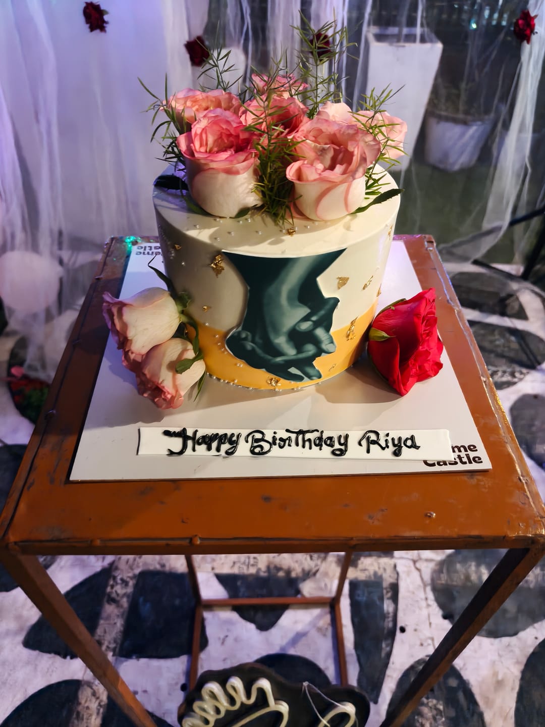 Customer photo review of Floral Hand in Hand Anniversary Cake