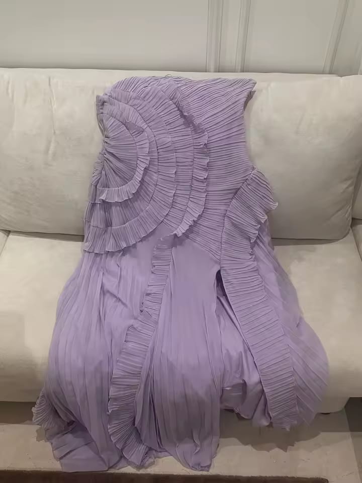 Customer photo review of Estela | Vestido halter elegante