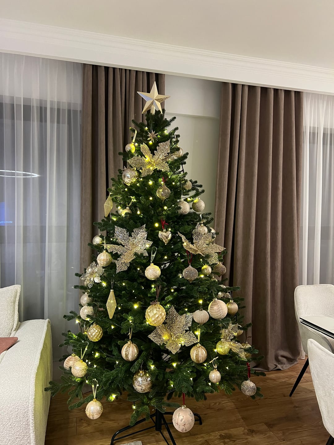 Customer photo review of Brad artificial de Crăciun Alpin, verde, 3D, 210 cm