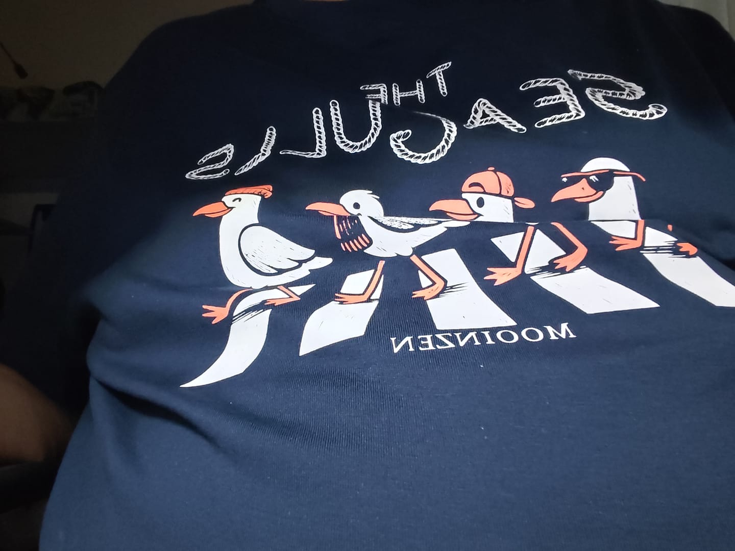 Customer photo review of The Seagulls · Unisex Premium Bio T-Shirt