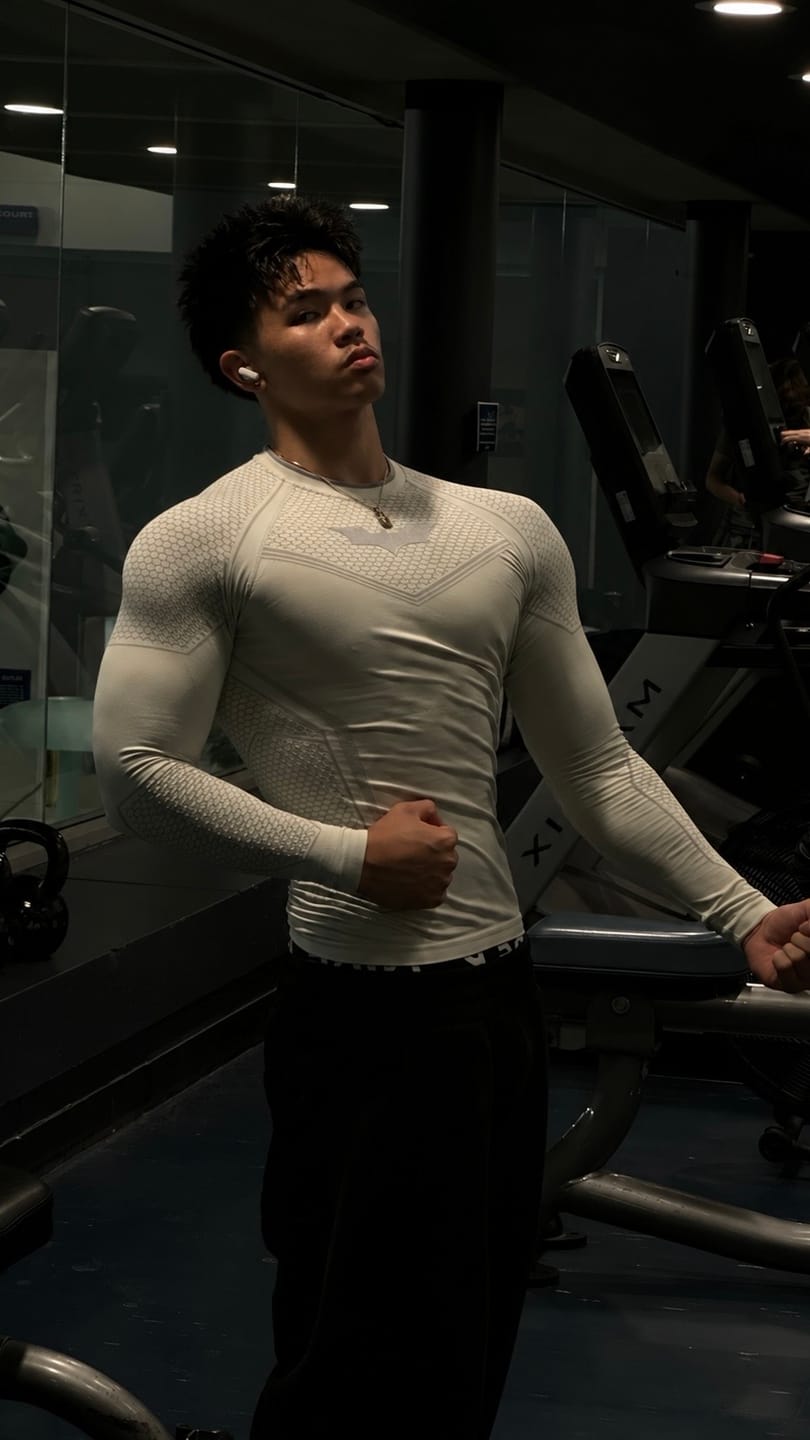 Customer photo review of 8004 - Batman Compression Longsleeves New Colors
