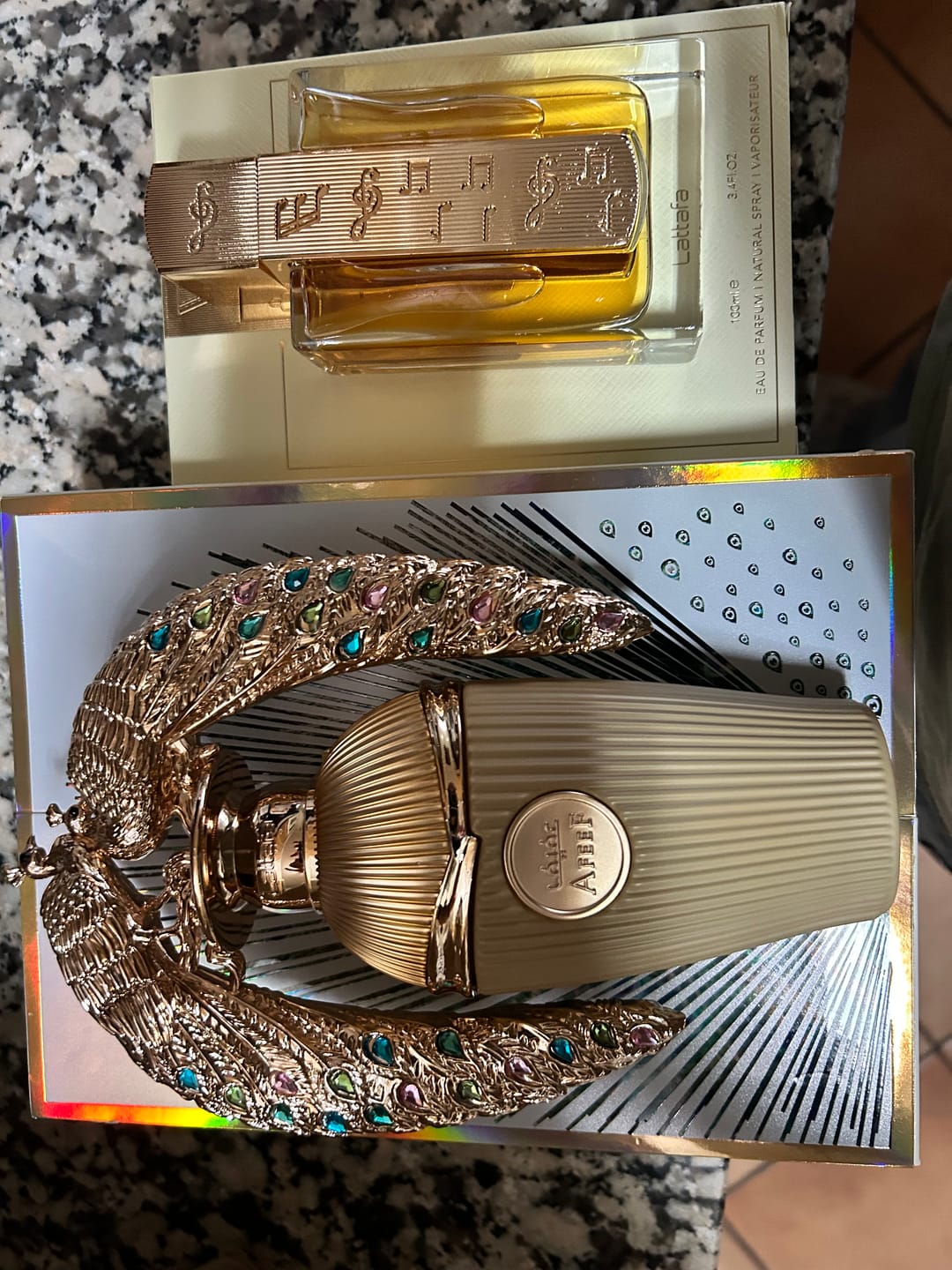 Customer photo review of PERFUME ANGHAM LATTAFA - 100ML