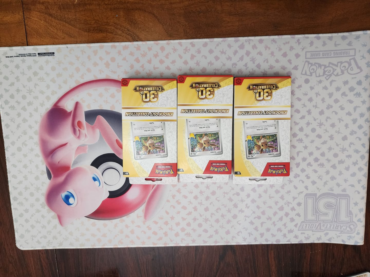 Customer photo review of 30th Celebration Knock Out Collection Box