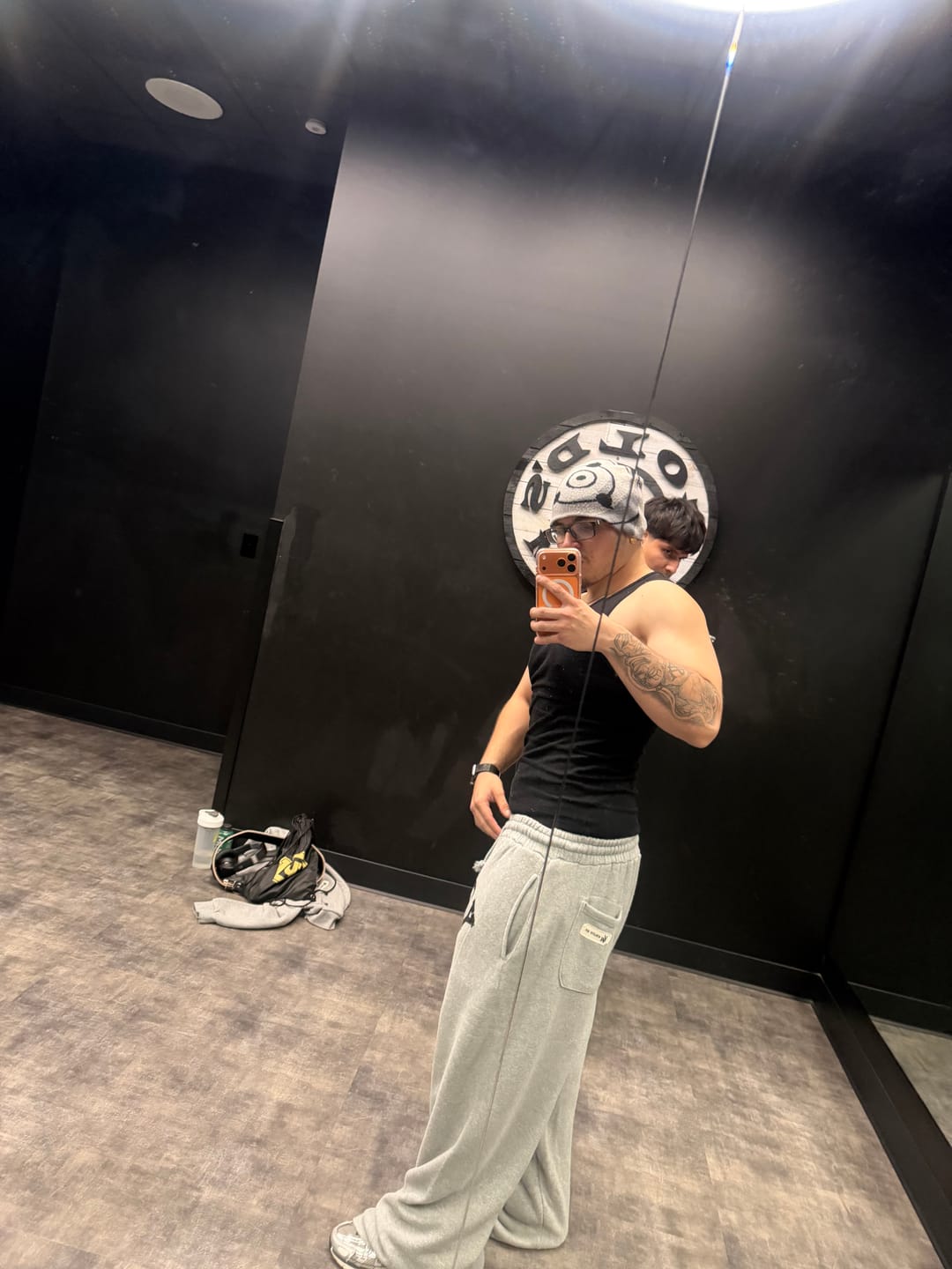 Customer photo review of 2105 - Arc Collection Joggers - Sweats