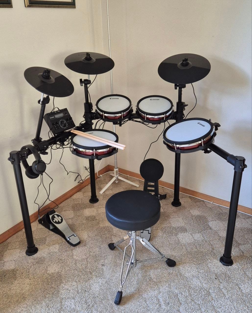 Customer photo review of Donner DED-200MAX Electronic Drum Set