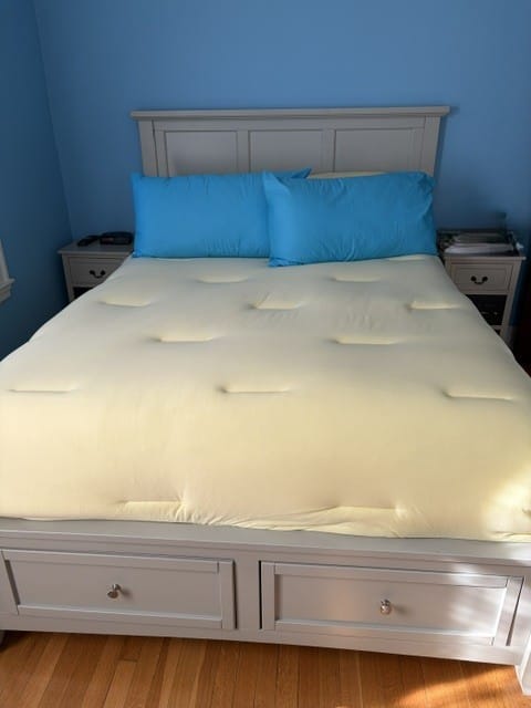 Customer photo review of MarshMellow Comforter