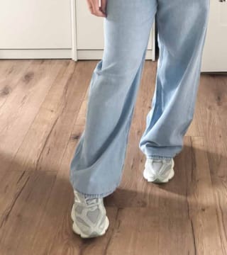 Customer photo review of New Balance 9060 Shoes
