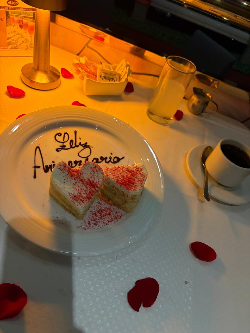 Customer photo review of Cena Romántica
