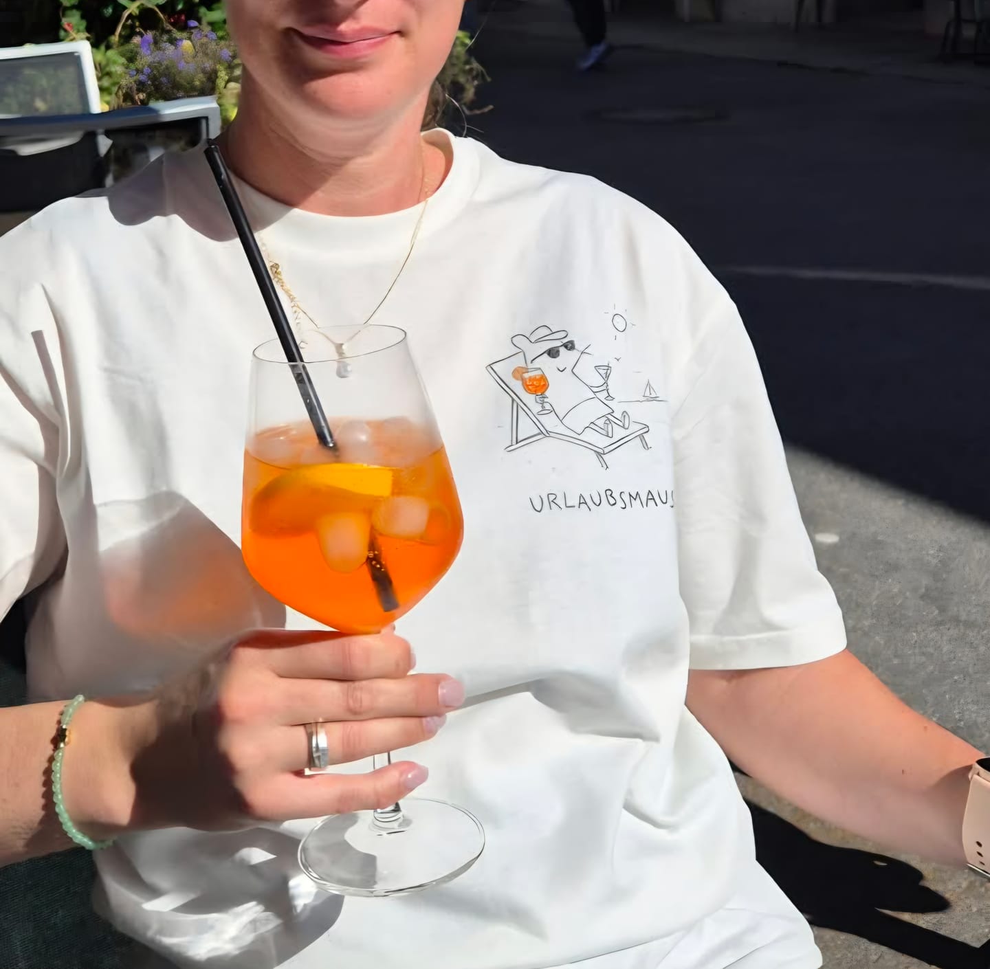 Customer photo review of URLAUBSMAUS - Premium T-Shirt Unisex