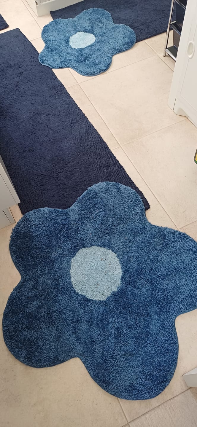 Customer photo review of Petal Pop Rug