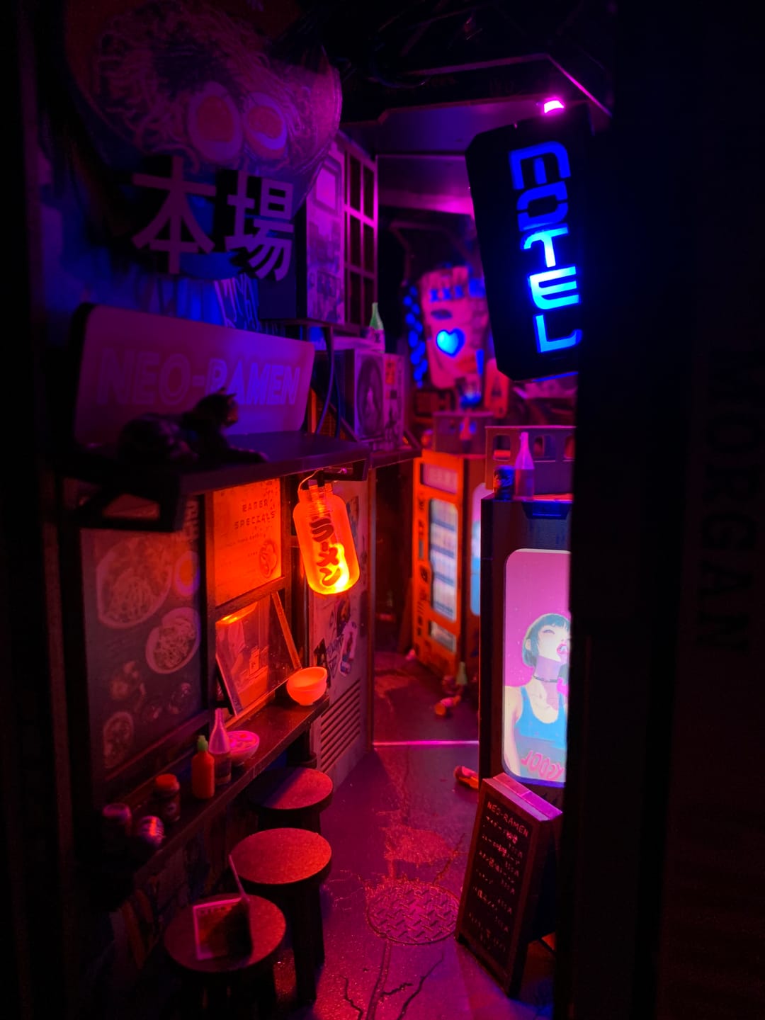 Customer photo review of Neon Ramen MiniAlley Cyberpunk DIY Book Nook Kit, Scale Model Kit,  Japanese Ramen Shop Miniature Scene