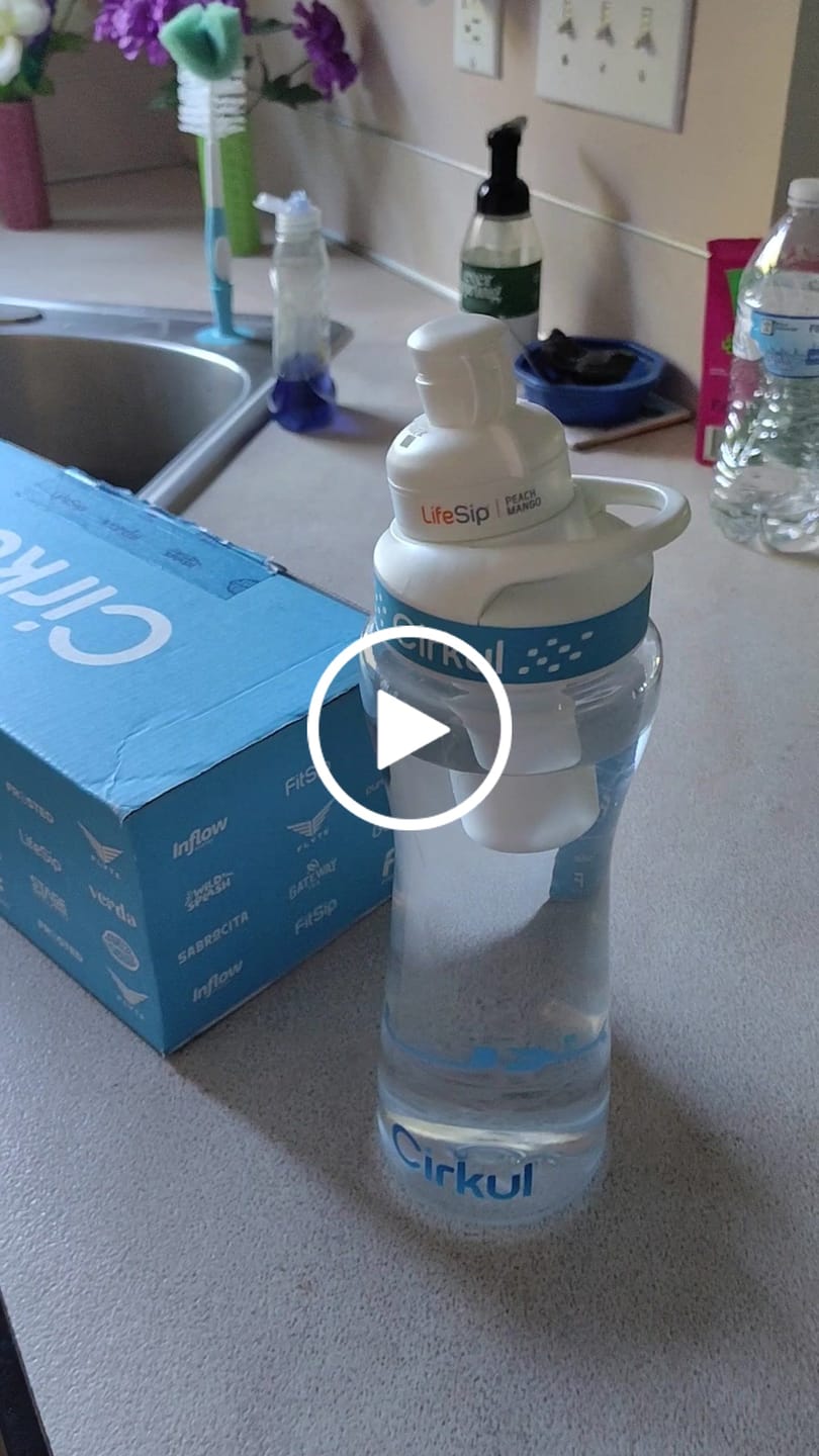 Customer video review of LifeSip Peach Mango