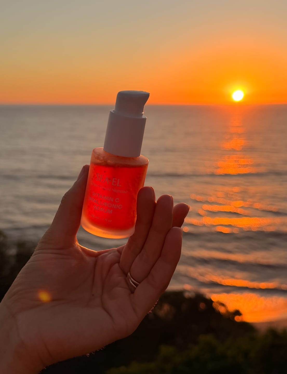 Customer photo review of Vitamin C Hyaluronic Serum