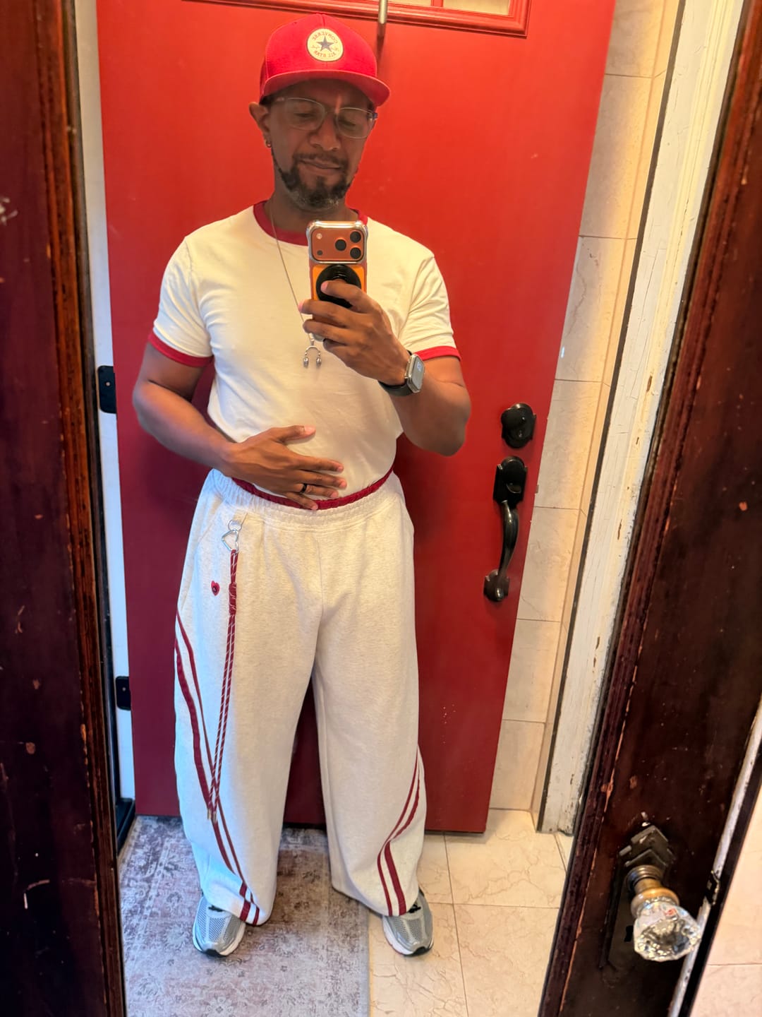 Customer photo review of Aelfric Eden Baggy Barrel Sweatpants