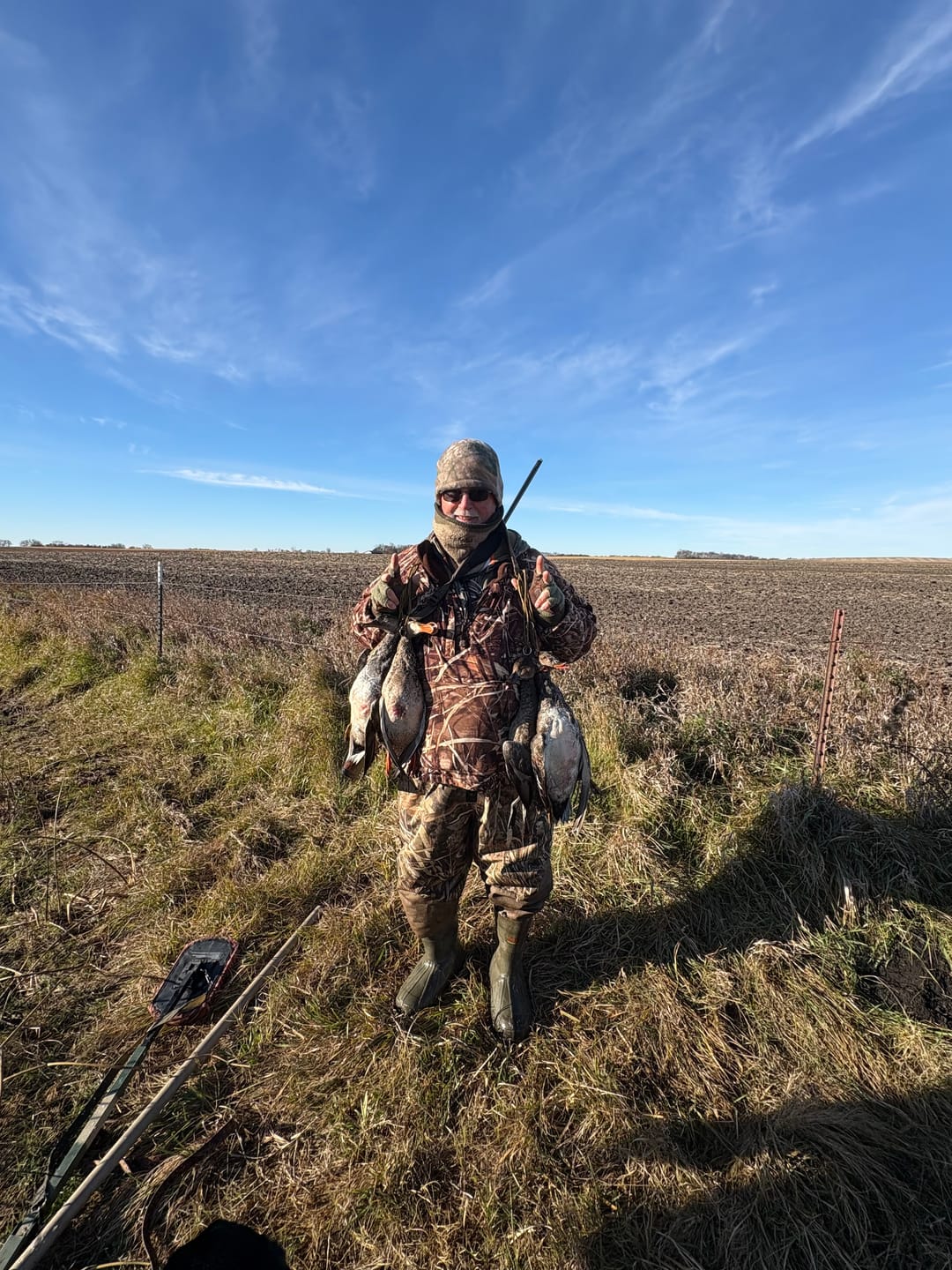 Customer photo review of QuestWade Elite Waterfowl Hunting Waders | Breathable Waterproof Zip Front Bootfoot Waders for Men | Durable Neoprene Camo Duck Hunting Bibs Chest Waders