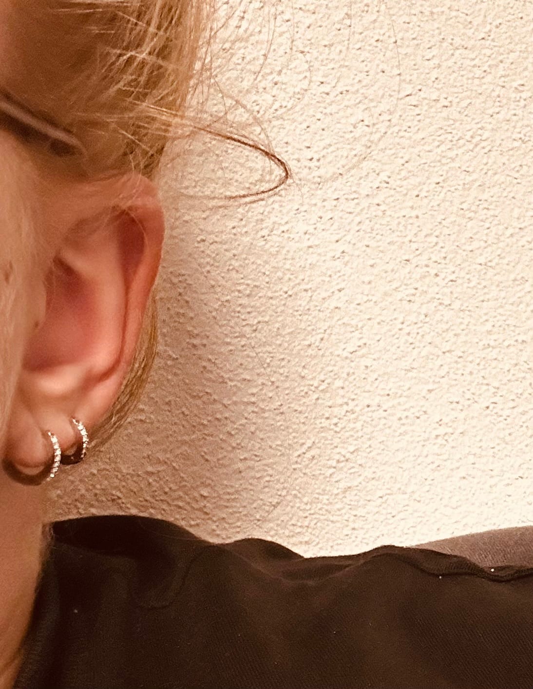 Customer photo review of Pave Huggie Hoop Ear Candy Set 14K Vergoldet