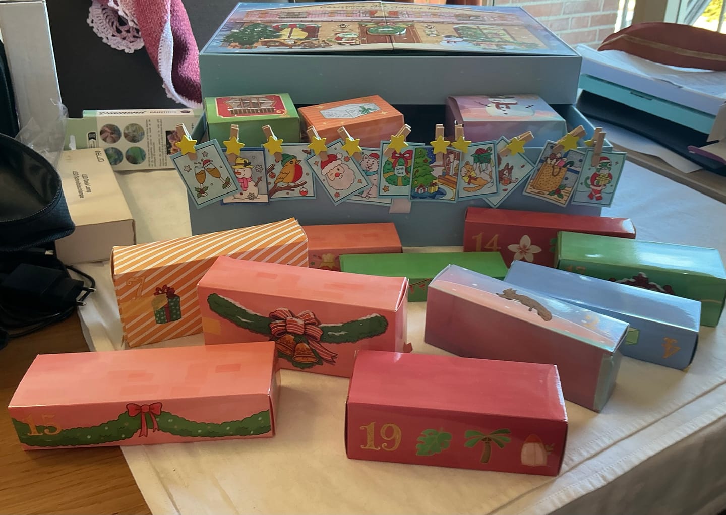 Customer photo review of Ohuhu Christmas Advent Calendar 2026, 24 Days Countdown Gift Kit