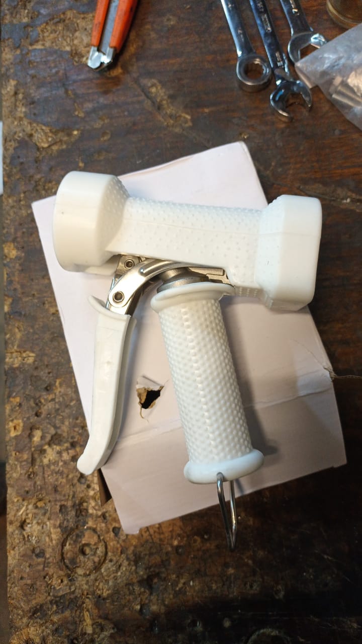 Customer photo review of Pistola Lavado Sanitario