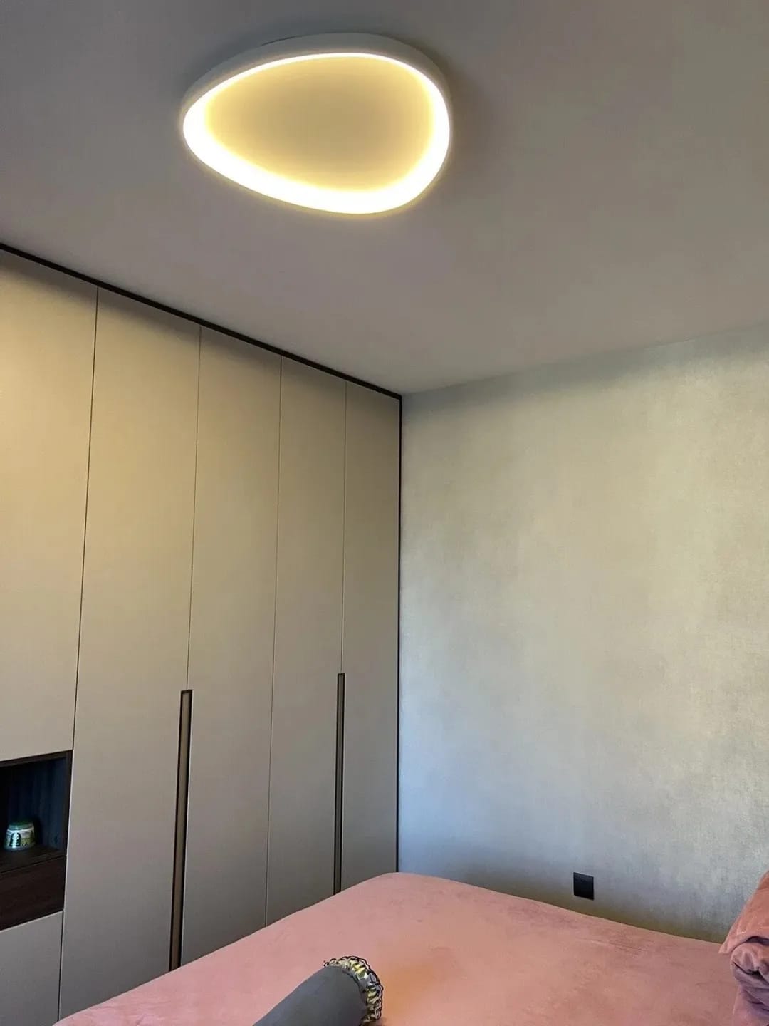 Customer photo review of Pebble Ceiling Light, Flush Mount, Aluminium and Acrylic, 42–90 cm