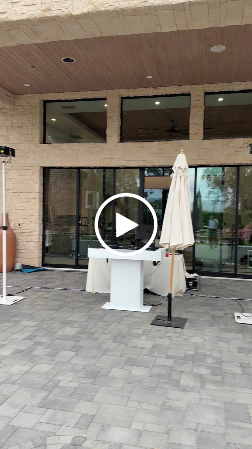 Customer video review of Odyssey LSTANDSWHT, Laptop/Gear DJ Stand - White