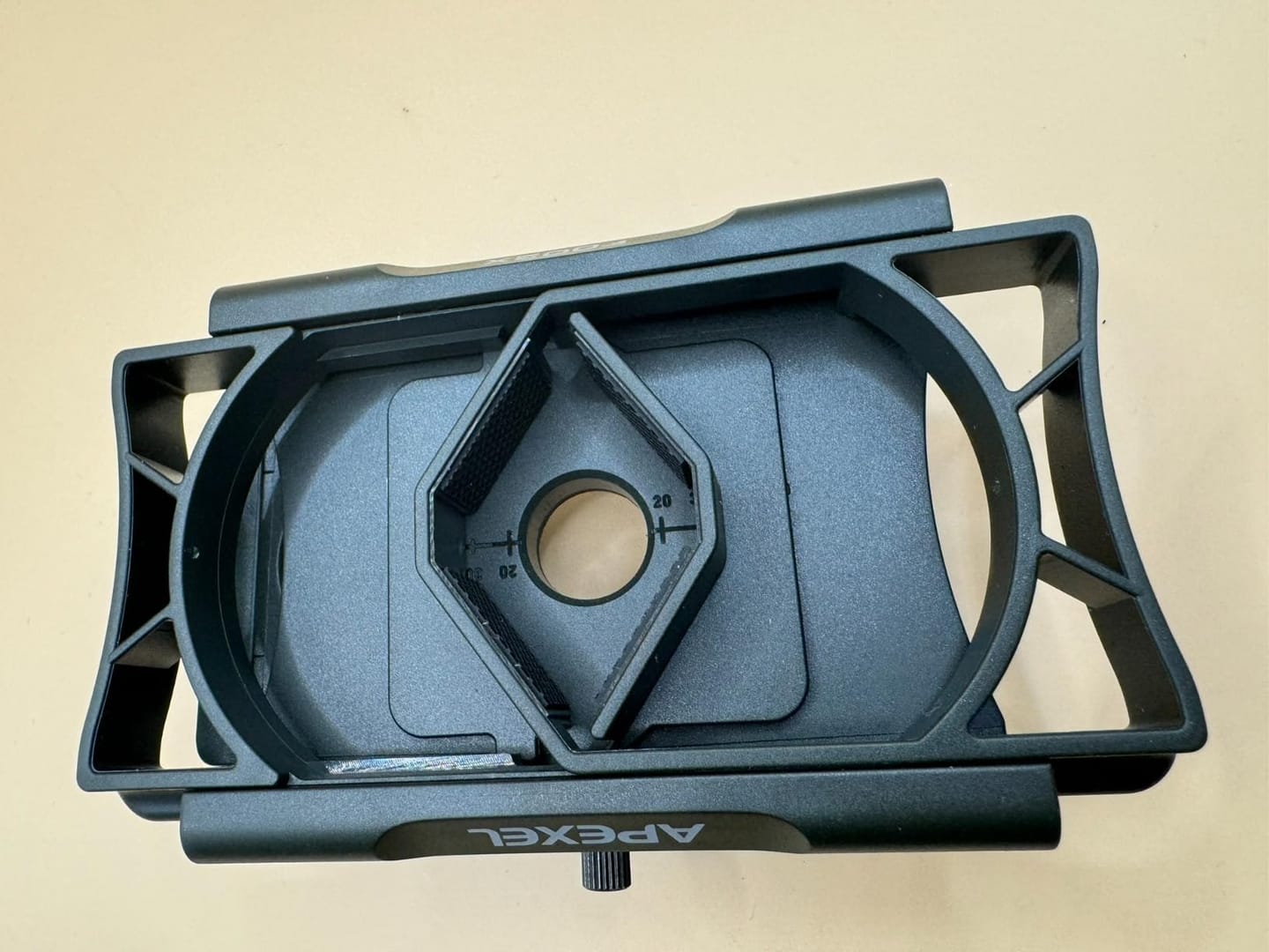 Customer photo review of Universal Optical Smartphone Adapter