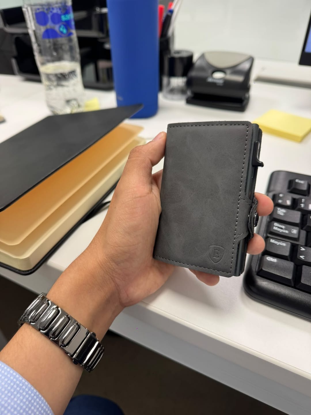 Customer photo review of E-DARK GRAY