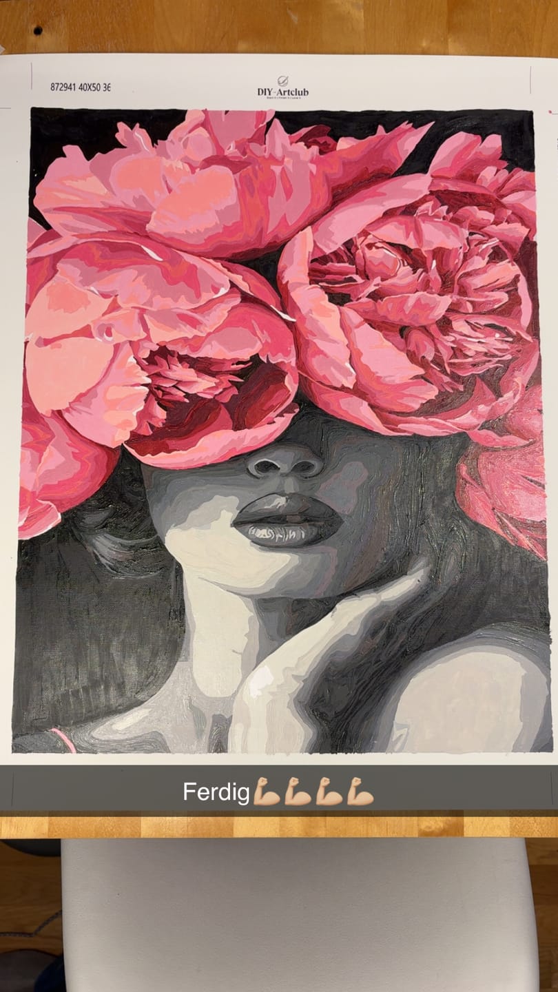 Customer photo review of Noir Woman | Paint by Numbers