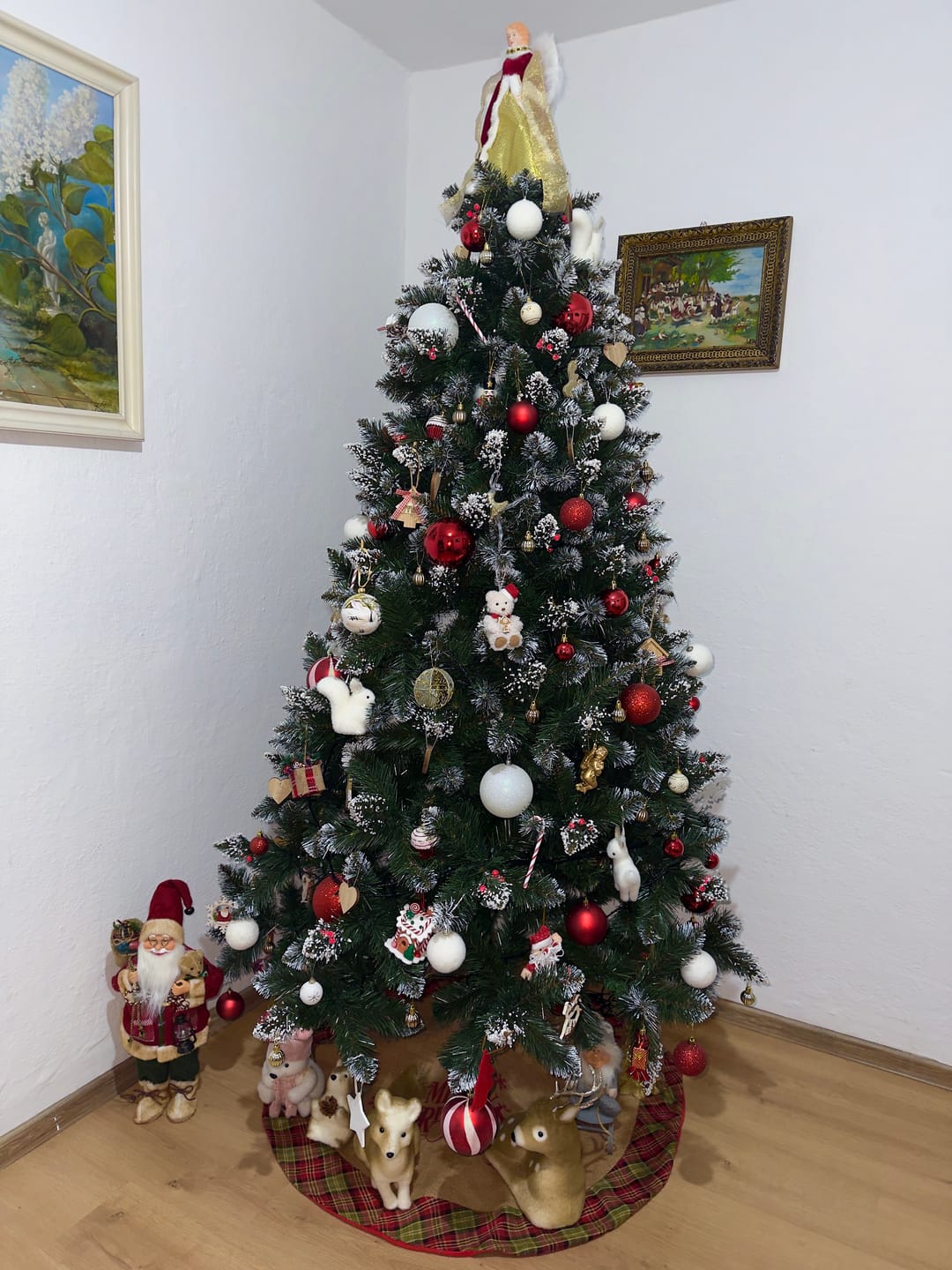 Customer photo review of Brad artificial de Crăciun Fulg de Nea, nins cu merișoare albe, 2D, 220 cm