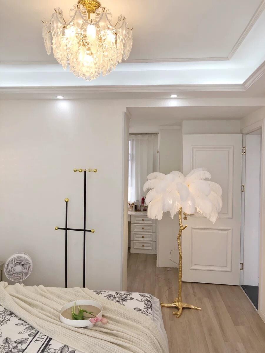 Customer photo review of Brass Floor Lamp, Ostrich Feather Palm Fronds, 6 Lights, 160 cm
