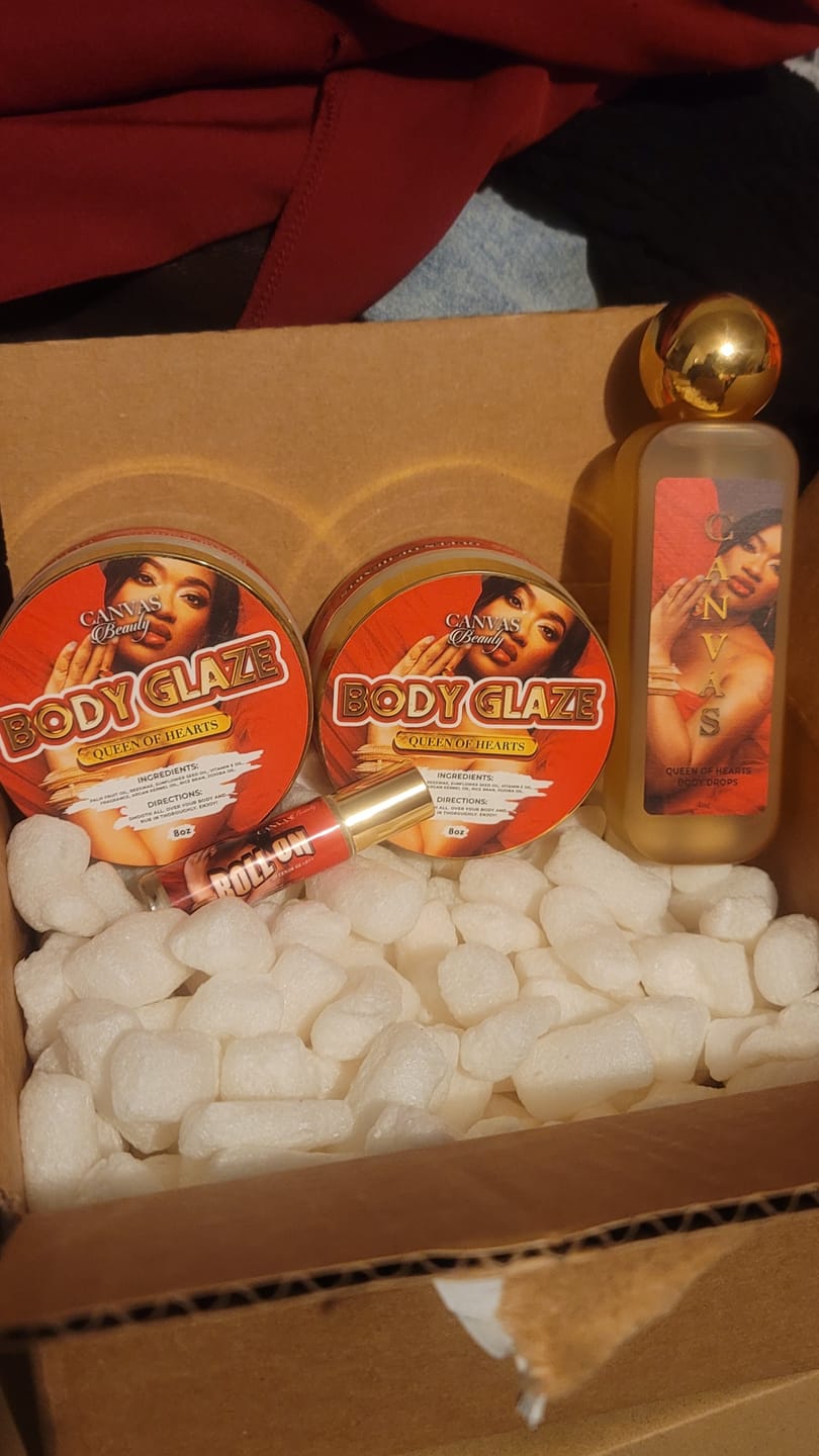 Customer photo review of QUEEN OF HEARTS TRIO