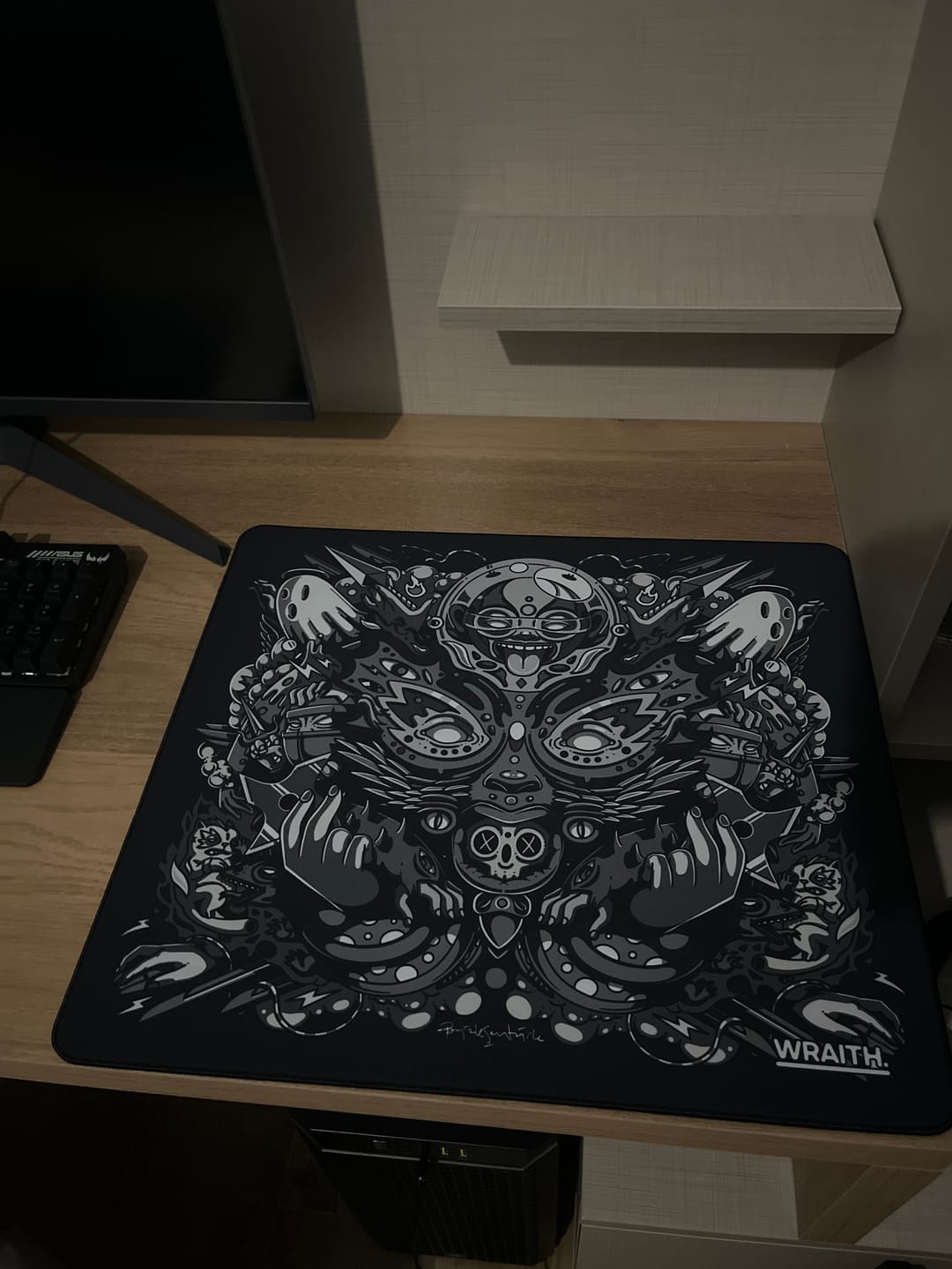 Customer photo review of Wraith Spirit of Aim Mousepad