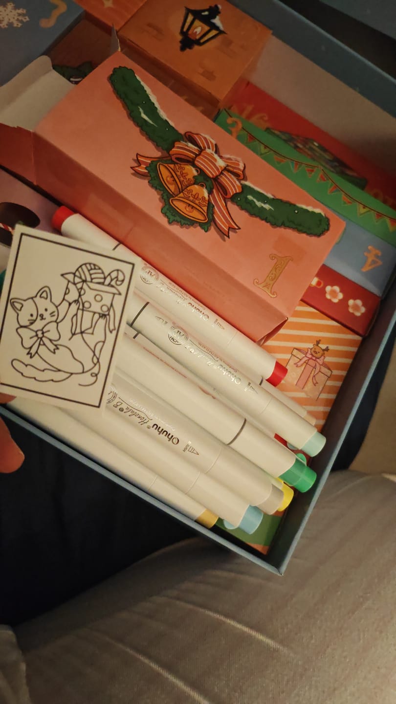 Customer photo review of Ohuhu Christmas Advent Calendar 2026, 24 Days Countdown Gift Kit