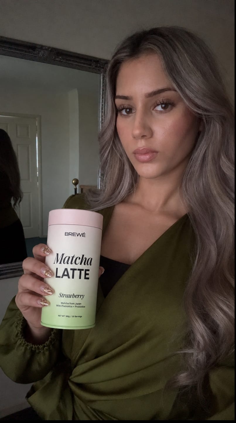 Customer photo review of Strawberry Matcha Latte (Ceremonial Grade + Pre & Probiotics)