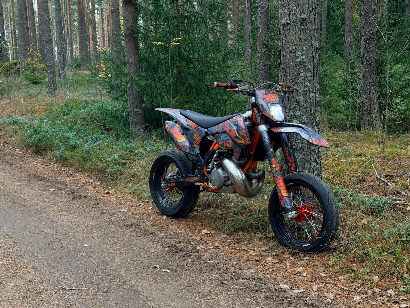 Customer photo review of Fork Graphics